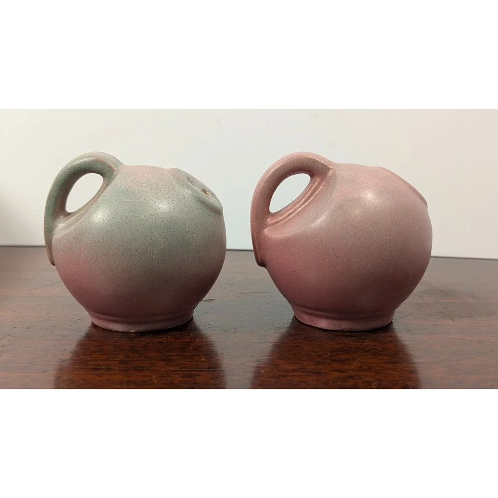 Vintage 1950s Pink Speckled Pottery Ball Jug Salt & Pepper Shakers with Cork